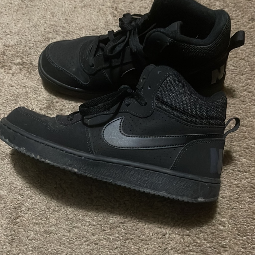 Bought this a while back but don’t really wear them.